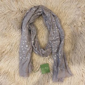 New with tags Vera bradley fringe scarf in silver and gray